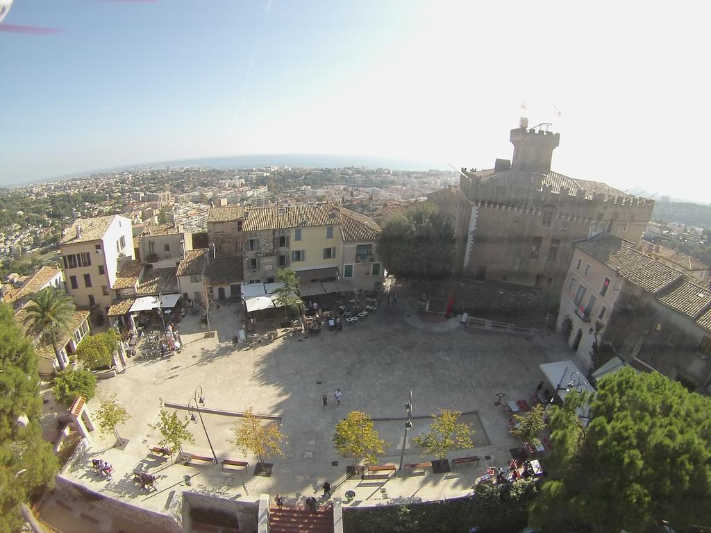 Hôtel Grimaldi Cagnes-sur-Mer Exterior foto